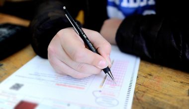 Liselere girişte isteğe bağlı merkezi sınav başvuruları başladı