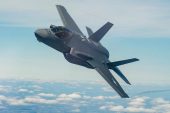 Türkiye’nin ilk F-35 savaş uçağı uçuş testlerini sürdürüyor