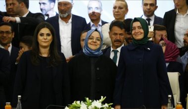 Çalışma, Sosyal Hizmetler ve Aile Bakanlığında devir teslim töreni