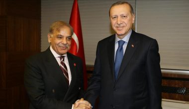 Şahbaz Şerif: Erdoğan, Türkiye’ye olağanüstü liderlik ve istikrar sağladı