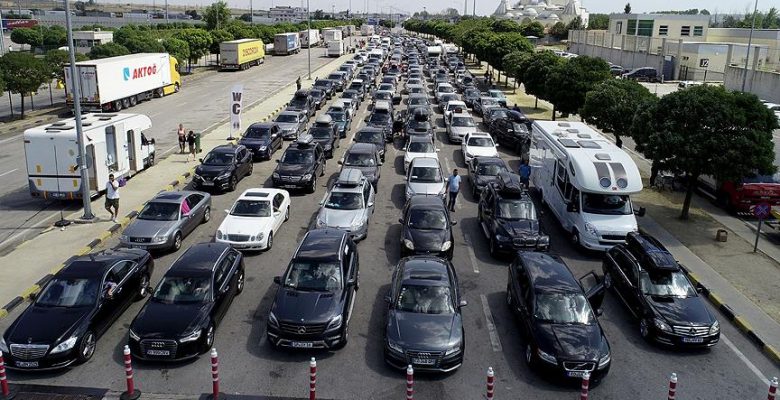 Kapıkule’de araç kuyruğuna son verecek eylem planı hazır.