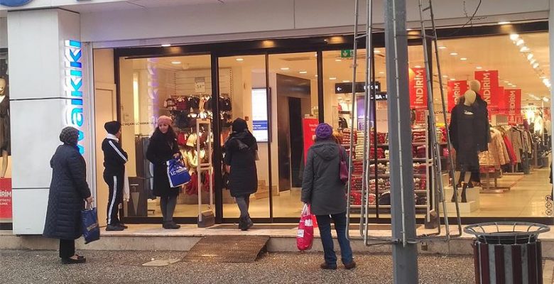 Yalova’da 4,5 büyüklüğünde deprem.