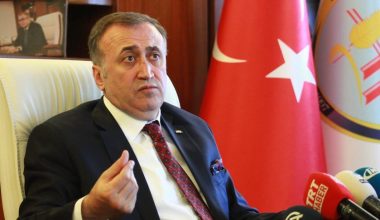 ‘Fırıncıların sorunları bakanlıklarda çözülmeli’.