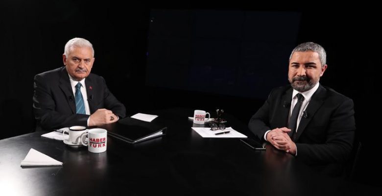 Binali Yıldırım canlı yayında soruları yanıtladı.